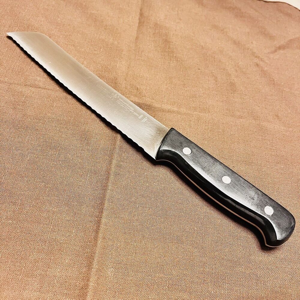 J.A. HENCKELS Int. 8" Bread Knife Fine Edge Pro German Steel Serrated 31467-200